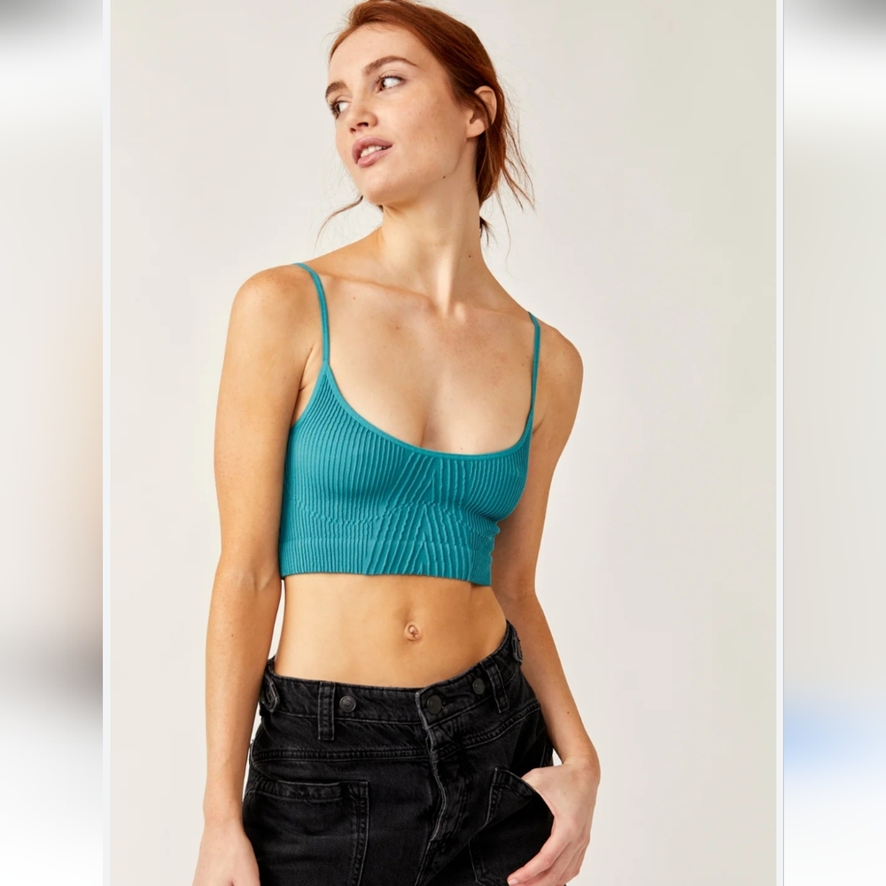 Free People Kickback Seamless Bra XS / S NWT